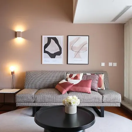 アパート Nº150 Triplex With And Terrace *