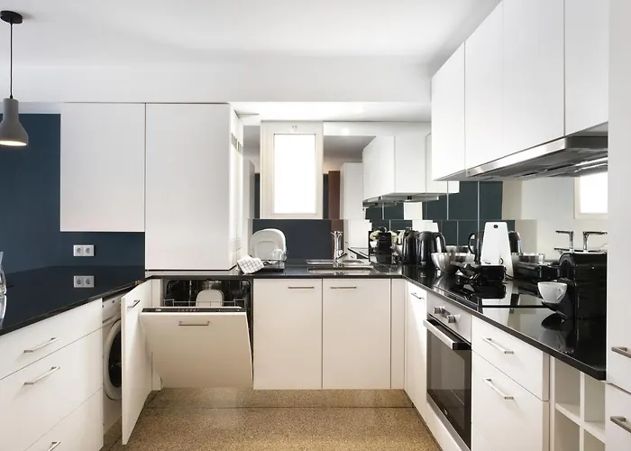 Nº150 Triplex With And Terrace * Braga